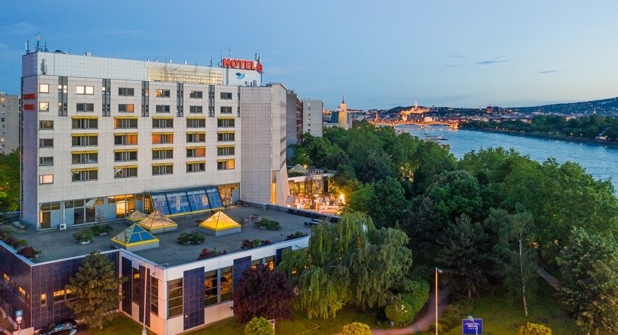 Ez a saját versenyem